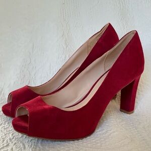 🖤 Kelly & Katie Red Peep Toe 3.5” Heels - 8.5